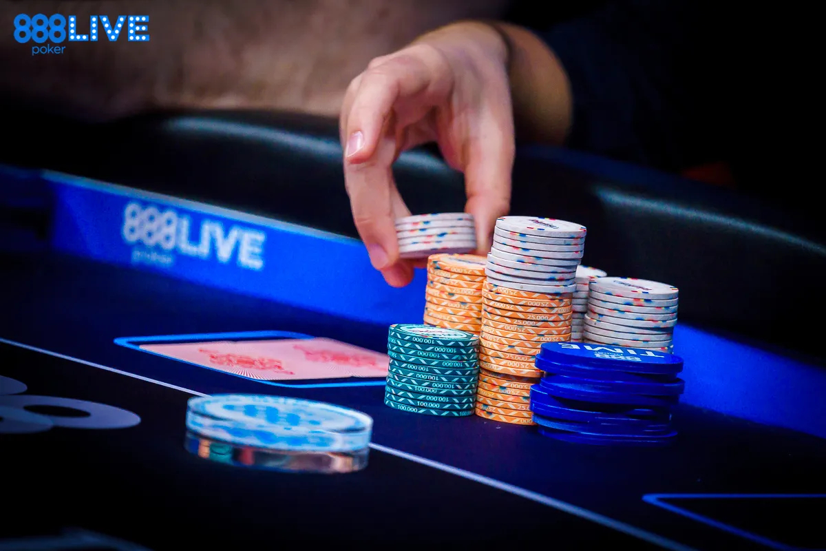 Fichas da 888poker